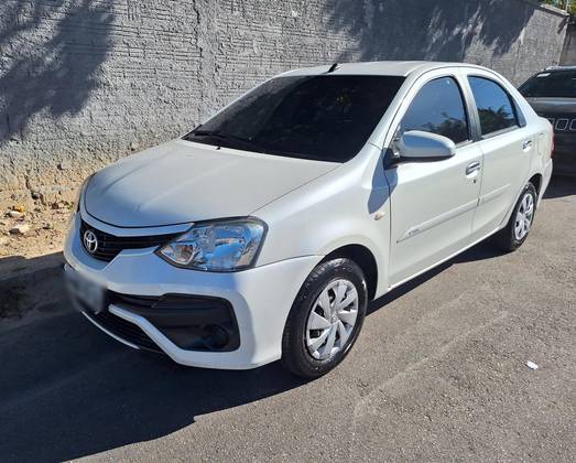 TOYOTA ETIOS 1.5 XLS 16V FLEX 4P AUTOMÁTICO